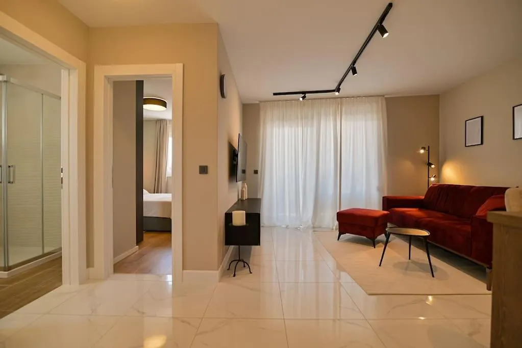 Noir Design Apartment Trogir 0*,