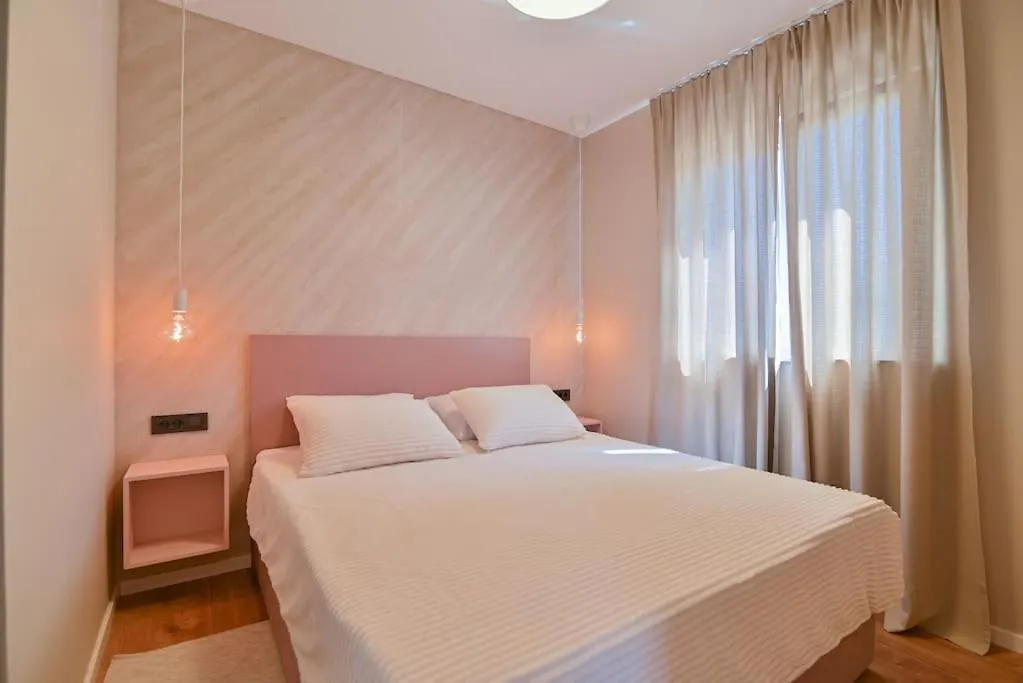 Noir Design Apartment Trogir Kroatien
