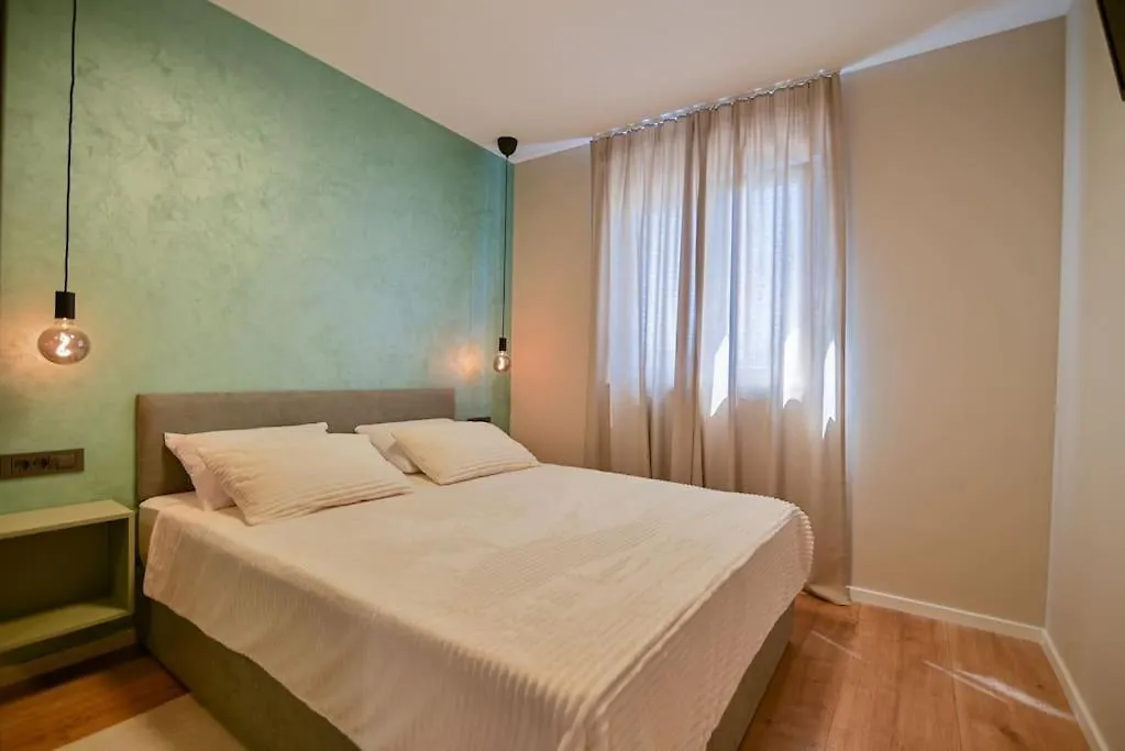 Noir Design Apartment Trogir 0*,  Kroatien