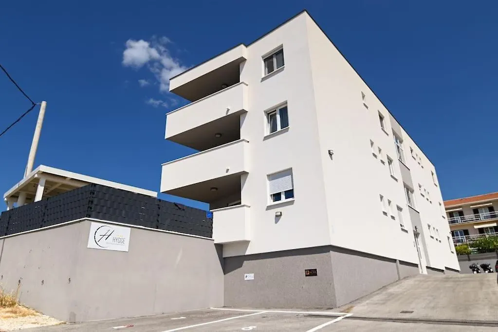 Noir Design Apartment Trogir