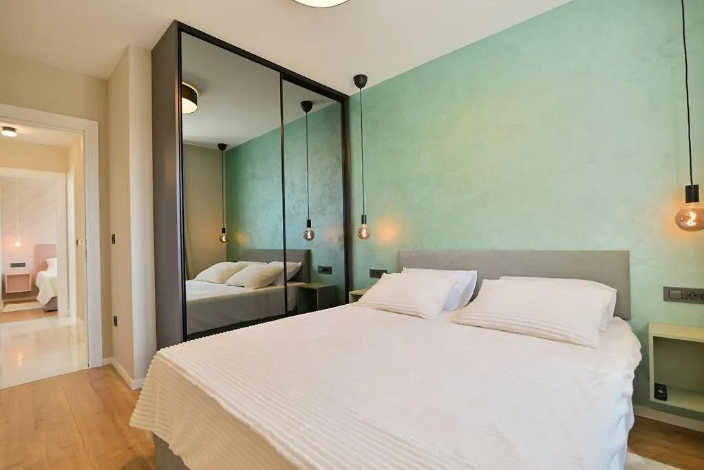 Noir Design Apartment Trogir Kroatien