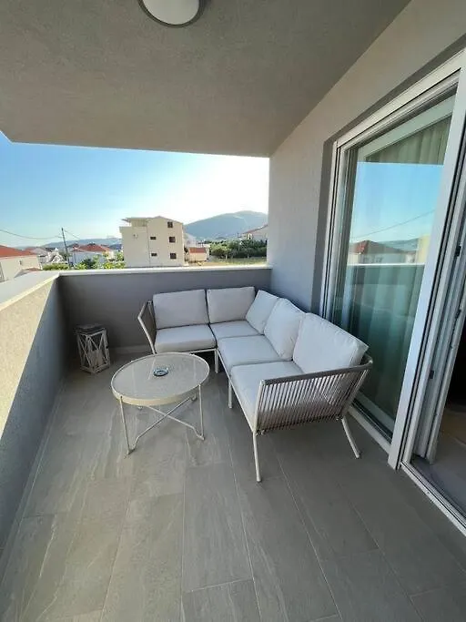 Noir Design Apartment Trogir Kroatien